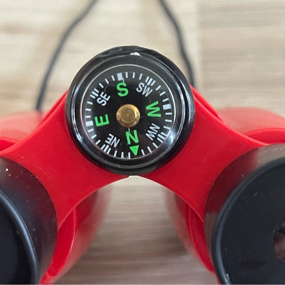 Red Binoculars for Outdoor Adventures - Picture 5 of 5